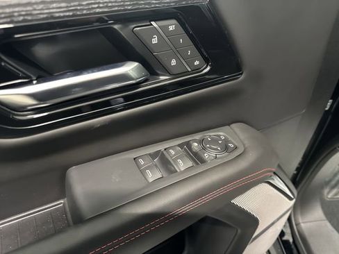 New 2026 GMC Yukon AT4 Ultimate w/ LPO, Floor Liner Package image 24