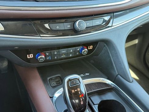 Used 2020 Buick Enclave Avenir w/ Avenir Technology Package image 16