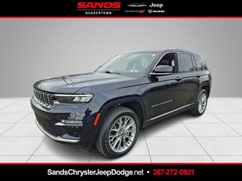 Used 2022 Jeep Grand Cherokee Summit image 1