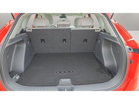 Certified 2026 Hyundai Kona SE AWD/4WD image 9