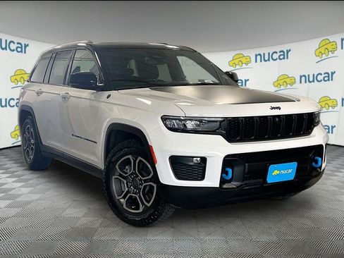 Used 2022 Jeep Grand Cherokee Trailhawk AWD/4WD image 1