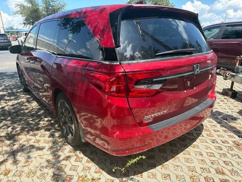 Certified 2022 Honda Odyssey Elite image 4