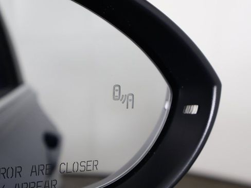 Used 2021 Volkswagen Jetta SEL Premium image 40