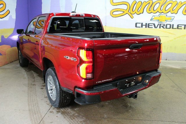 New 2026 Chevrolet Colorado LT w/ LT Convenience Package AWD/4WD image 6