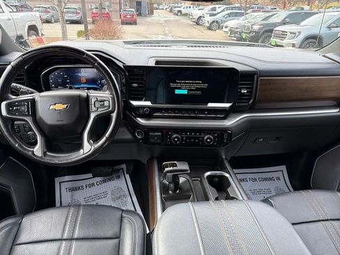 Used 2023 Chevrolet Silverado 1500 High Country w/ Technology Package image 12