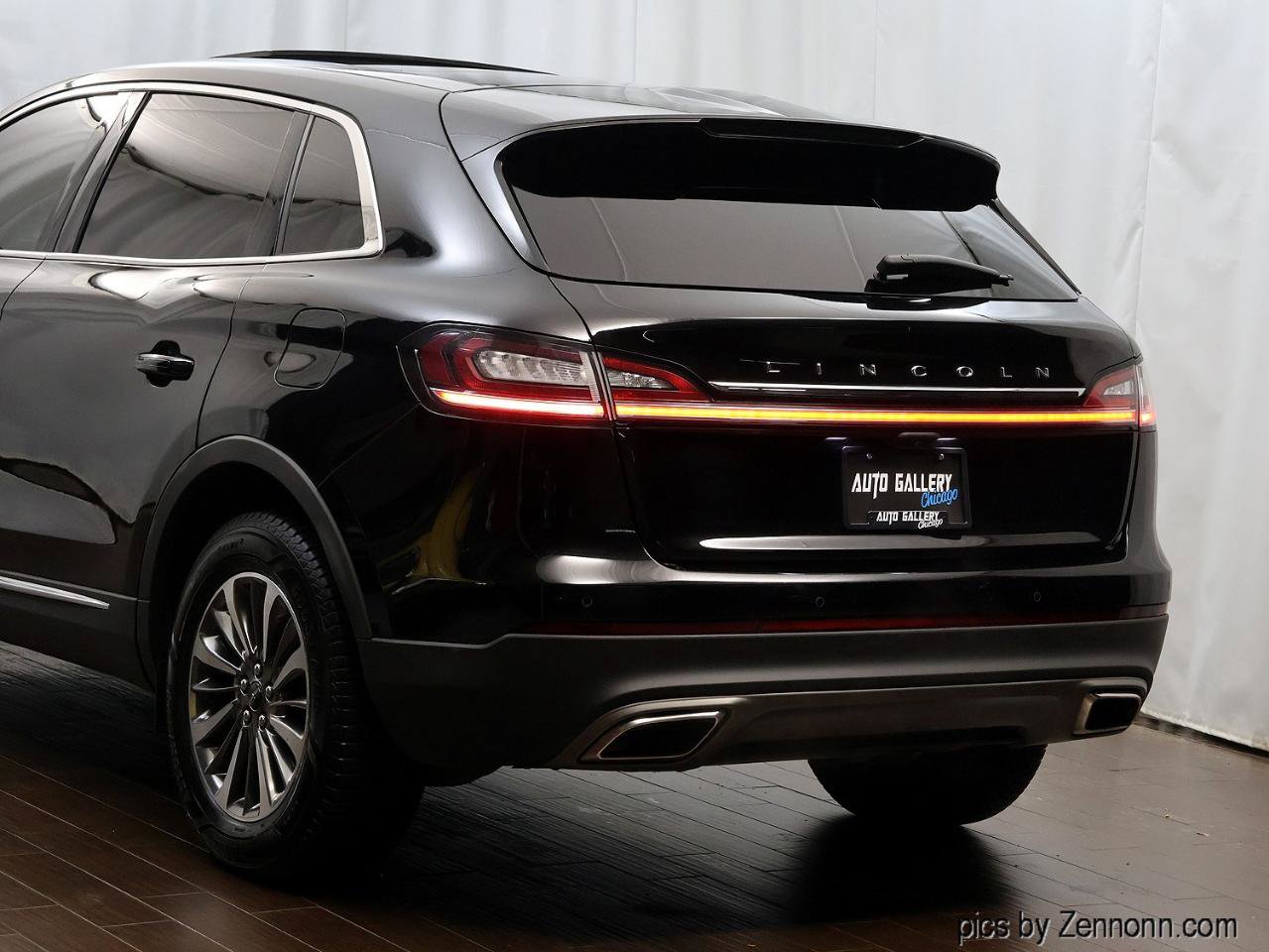 Used 2021 Lincoln Nautilus Reserve AWD/4WD image 8
