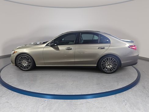 Used 2022 Mercedes-Benz C 300 Sedan image 9