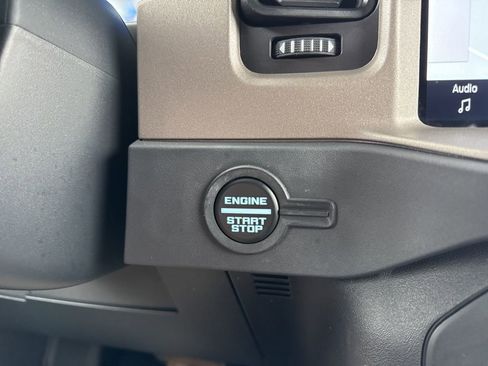 Used 2025 Ford Bronco Outer Banks w/ Sasquatch Package image 22