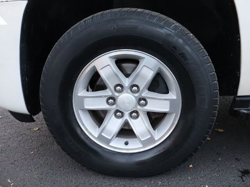 Used 2011 GMC Yukon SLT w/ SLT-2 Equipment Package image 44