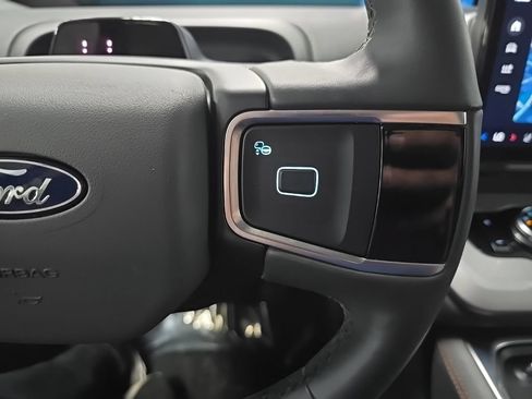 Certified 2025 Ford Expedition Active AWD/4WD image 26