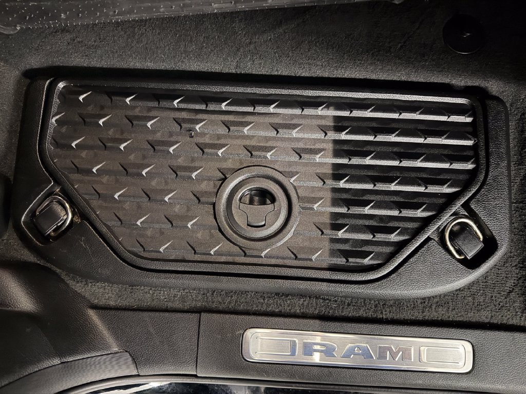 Used 2022 RAM 1500 Limited w/ Body-Colour Bumper Group AWD/4WD image 33