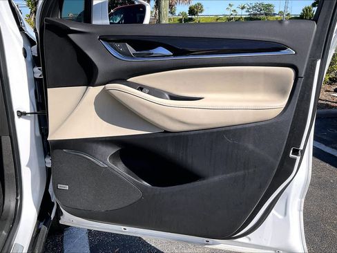 Used 2019 Buick Enclave Premium image 22