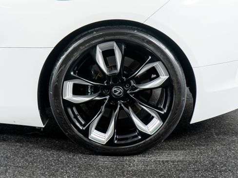 Used 2024 Lexus LC 500 Convertible image 19