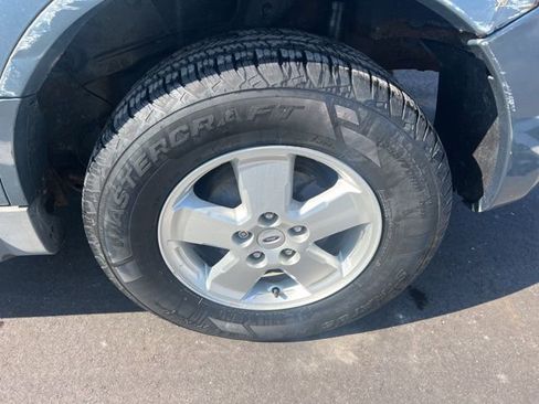 Used 2011 Ford Escape XLT w/ Canadian Winter Pkg image 8