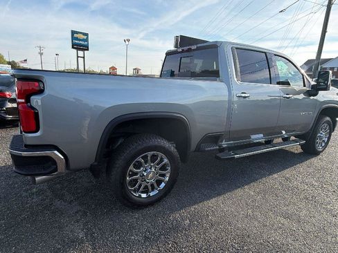 New 2026 Chevrolet Silverado 2500 LTZ w/ LTZ Premium Package AWD/4WD image 5