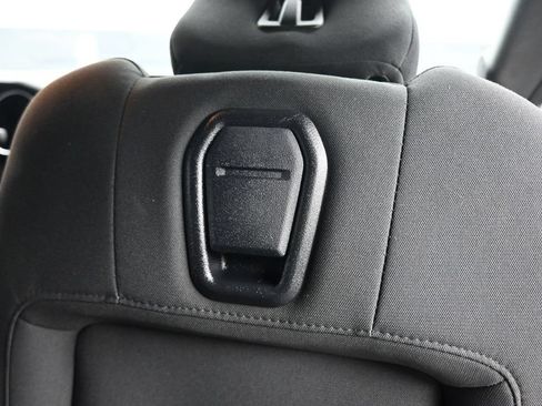 Used 2018 Ford Mustang Coupe w/ Equipment Group 101A RWD image 36