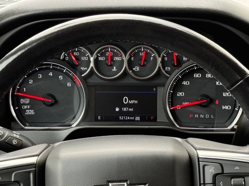 Used 2020 Chevrolet Silverado 1500 LT Trail Boss AWD/4WD image 33
