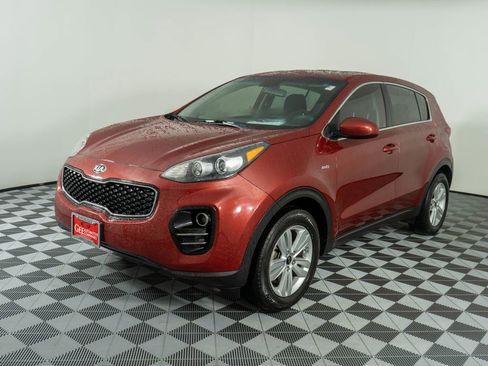 Used 2017 Kia Sportage LX AWD/4WD image 3