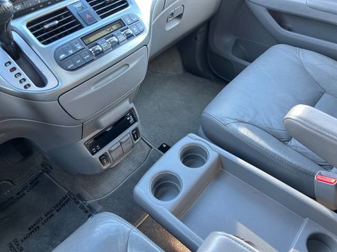 Used 2010 Honda Odyssey EX-L image 27