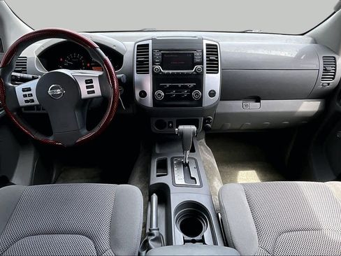 Used 2018 Nissan Frontier SV RWD image 16