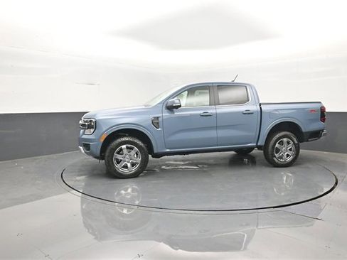 New 2025 Ford Ranger Lariat w/ FX4 Off-Road Package image 4