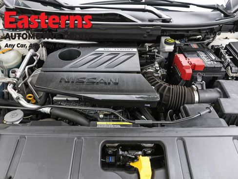 Used 2023 Nissan Rogue S AWD/4WD image 7