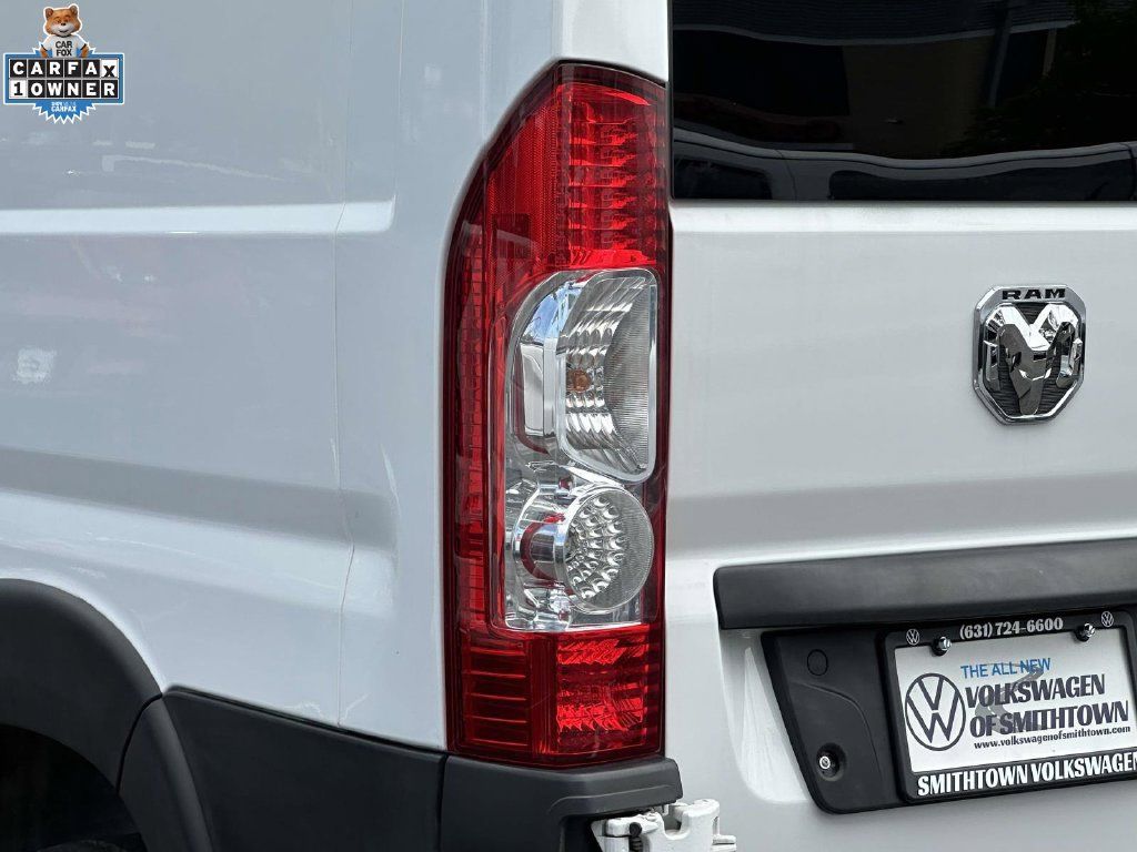 Used 2025 RAM ProMaster 2500 w/ U-Haul Equipment Group FWD image 9