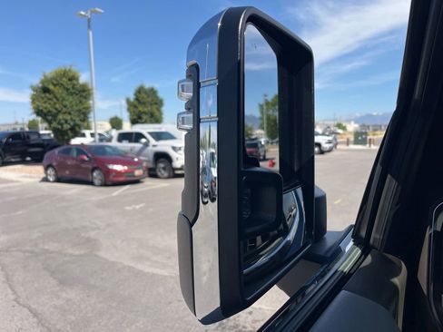 Used 2024 GMC Sierra 1500 SLT w/ SLT Premium Plus Package AWD/4WD image 6
