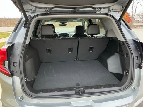 Used 2024 GMC Terrain AT4 image 9