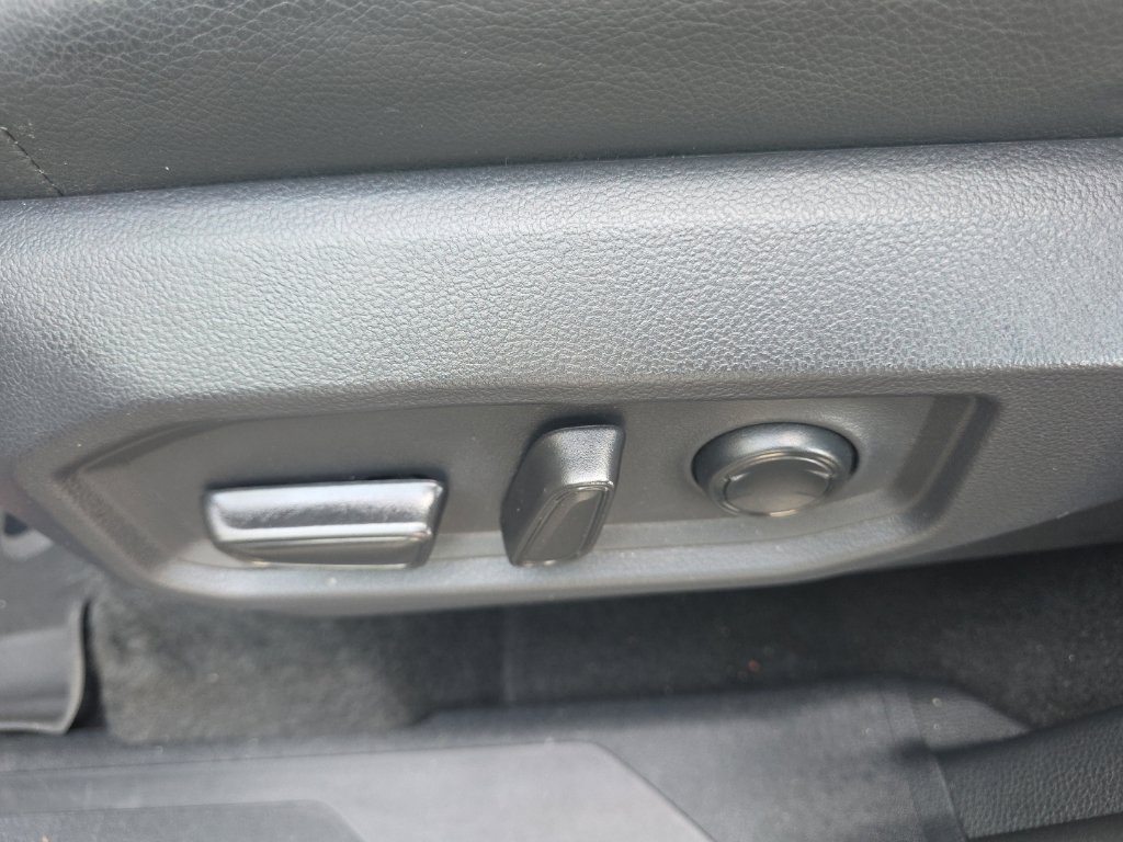 Certified 2025 Toyota Sequoia TRD Pro AWD/4WD image 17
