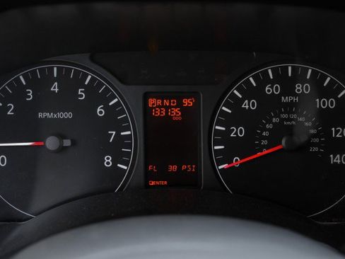 Used 2013 Nissan NV 2500 S w/ Side Curtain Airbag Pkg image 18