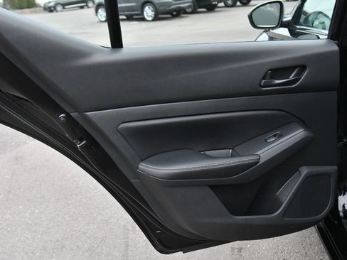 Used 2024 Nissan Altima 2.5 SV image 31