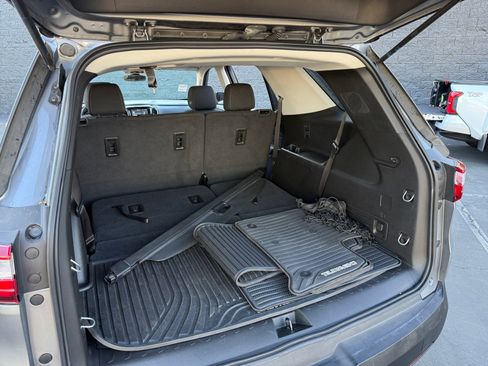 Used 2019 Chevrolet Traverse LS image 23