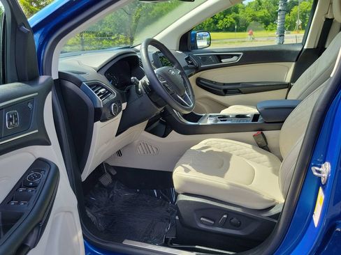 Certified 2023 Ford Edge Titanium w/ Class II Trailer Tow Package AWD/4WD image 8