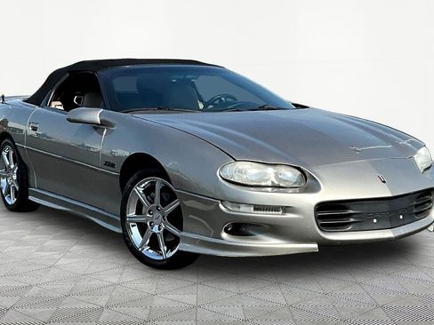 Used 2002 Chevrolet Camaro Z28 w/ Sport Appearance Pkg RWD image 3