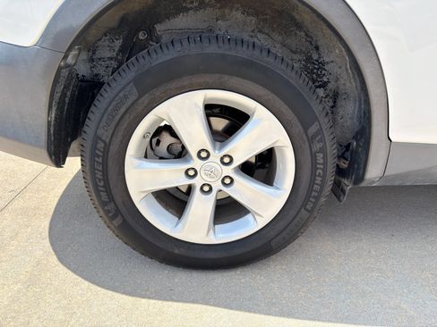 Used 2014 Toyota RAV4 XLE FWD image 28