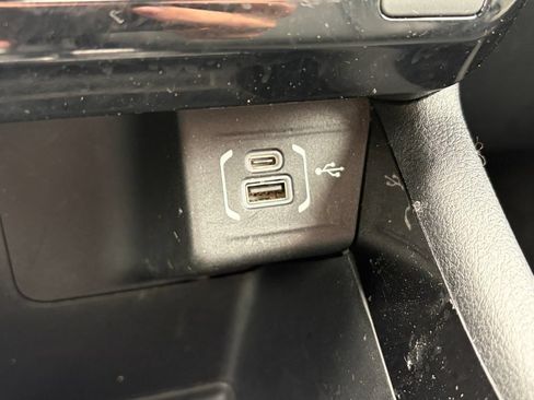 Used 2022 Jeep Compass Limited w/ Elite Group AWD/4WD image 26