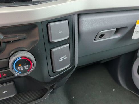 New 2026 Ford F250 XLT w/ XLT Premium Package AWD/4WD image 29