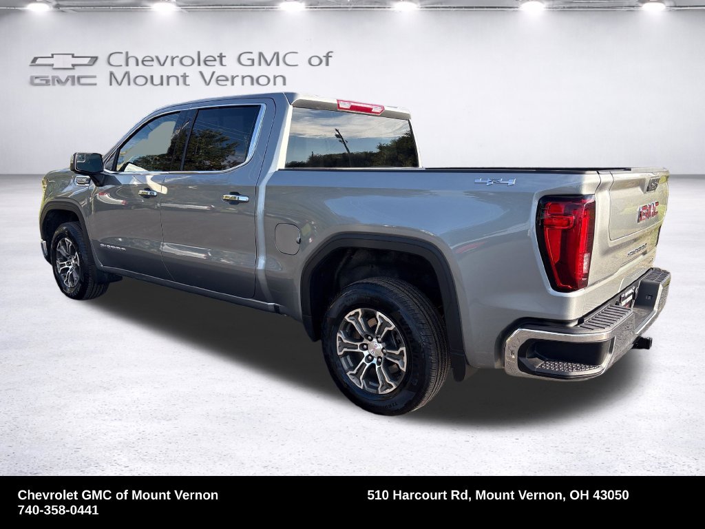 Used 2025 GMC Sierra 1500 SLT AWD/4WD image 3