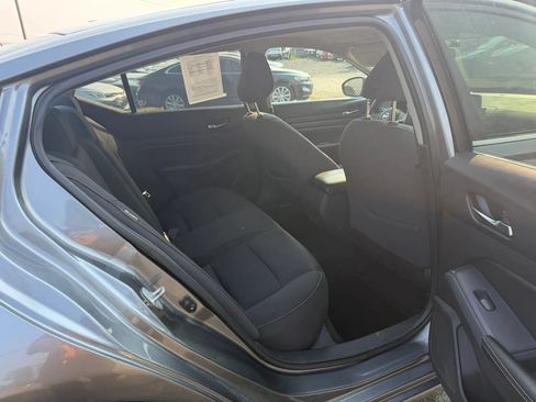 Used 2020 Nissan Altima 2.5 S FWD image 27