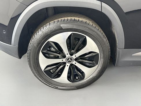 Used 2025 Mercedes-Benz GLA 250 image 33