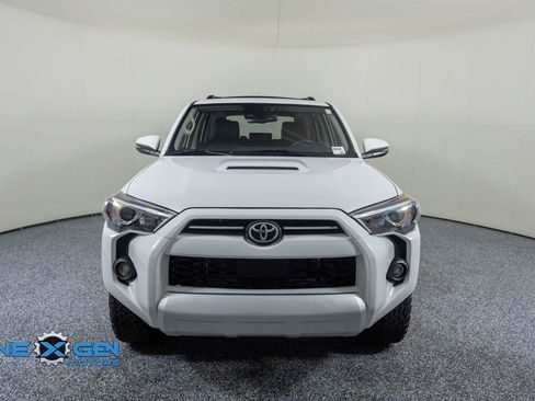 Used 2023 Toyota 4Runner TRD Off-Road Premium w/ Moonroof Package AWD/4WD image 2