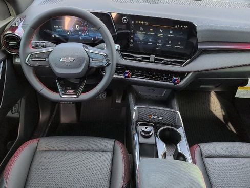 New 2026 Chevrolet Equinox RS w/ Convenience Package III image 4