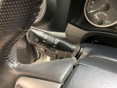 Used 2019 Toyota Tacoma SR5 image 30