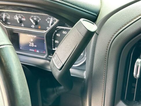 Used 2021 GMC Sierra 1500 AT4 AWD/4WD image 16