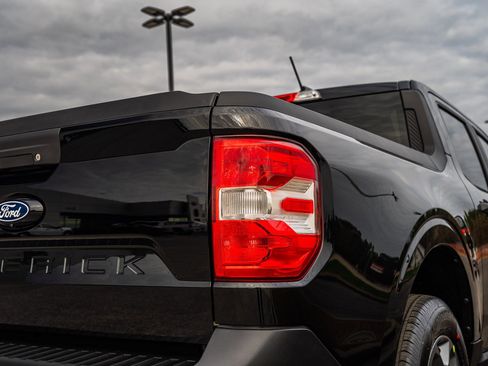 New 2026 Ford Maverick XLT image 10