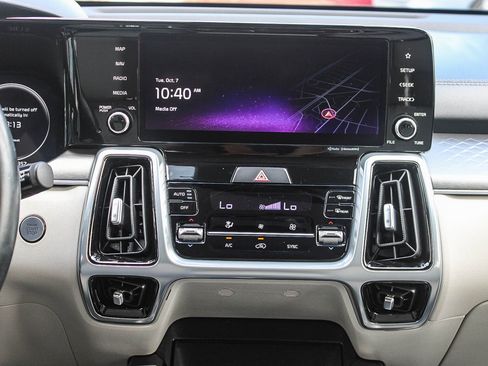 Used 2023 Kia Sorento SX image 14