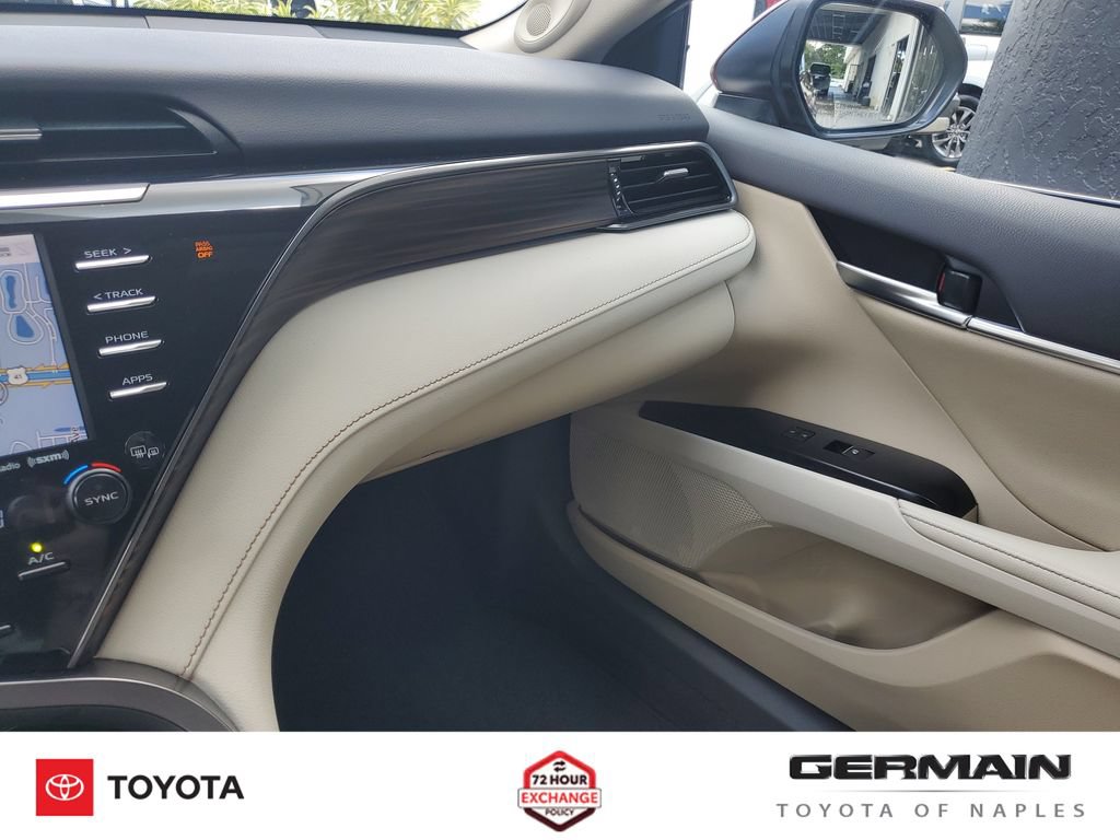 Used 2019 Toyota Camry XLE w/ Navigation Package FWD image 35