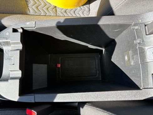 Used 2023 Chevrolet Equinox LT image 35