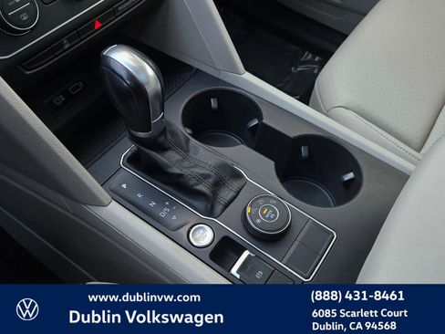 Used 2019 Volkswagen Atlas SE w/ Panoramic Sunroof Package image 19